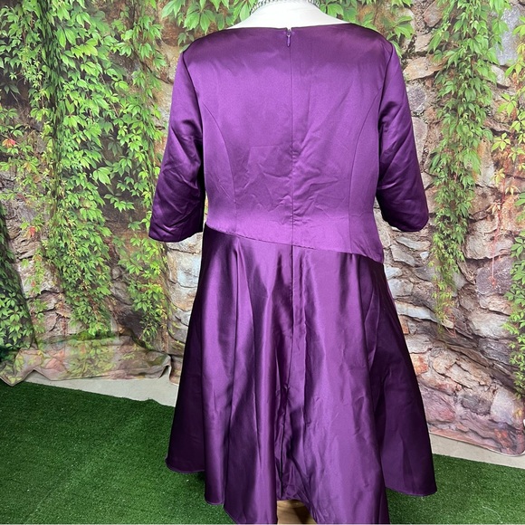 NWT JJ'S HOUSE Grape A-Line Tea-Length Satin Mother of the Bride Gown, 2… - Picture 7 of 14